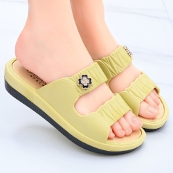 Women Outdoor Slippers with Thick Soles